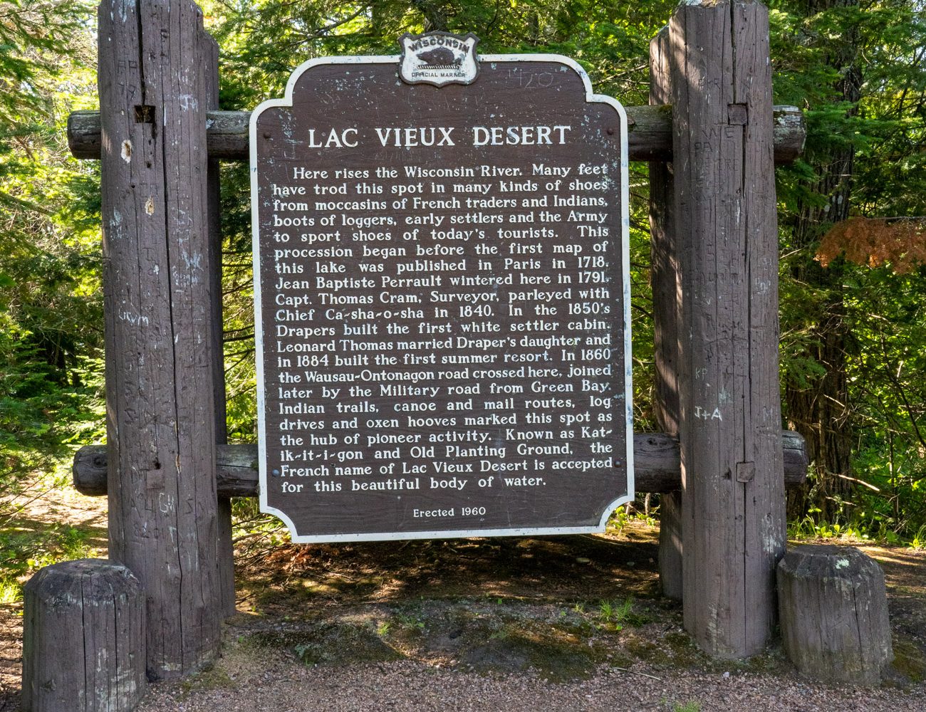 informational sign about La Vieux Desert