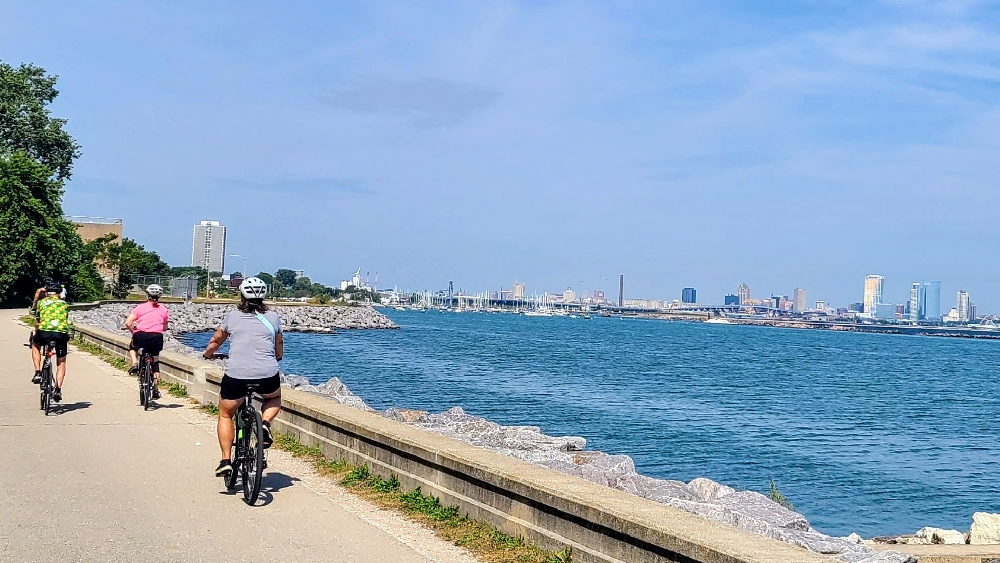 MKE REC Wednesday Rides "South Side Cycling"